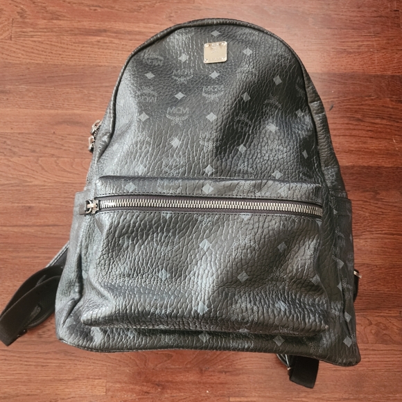 MCM Leather Visetos Backpack - 100% Authentic! - Picture 3 of 7